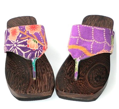 японская женская обувь ручной работы из дерева